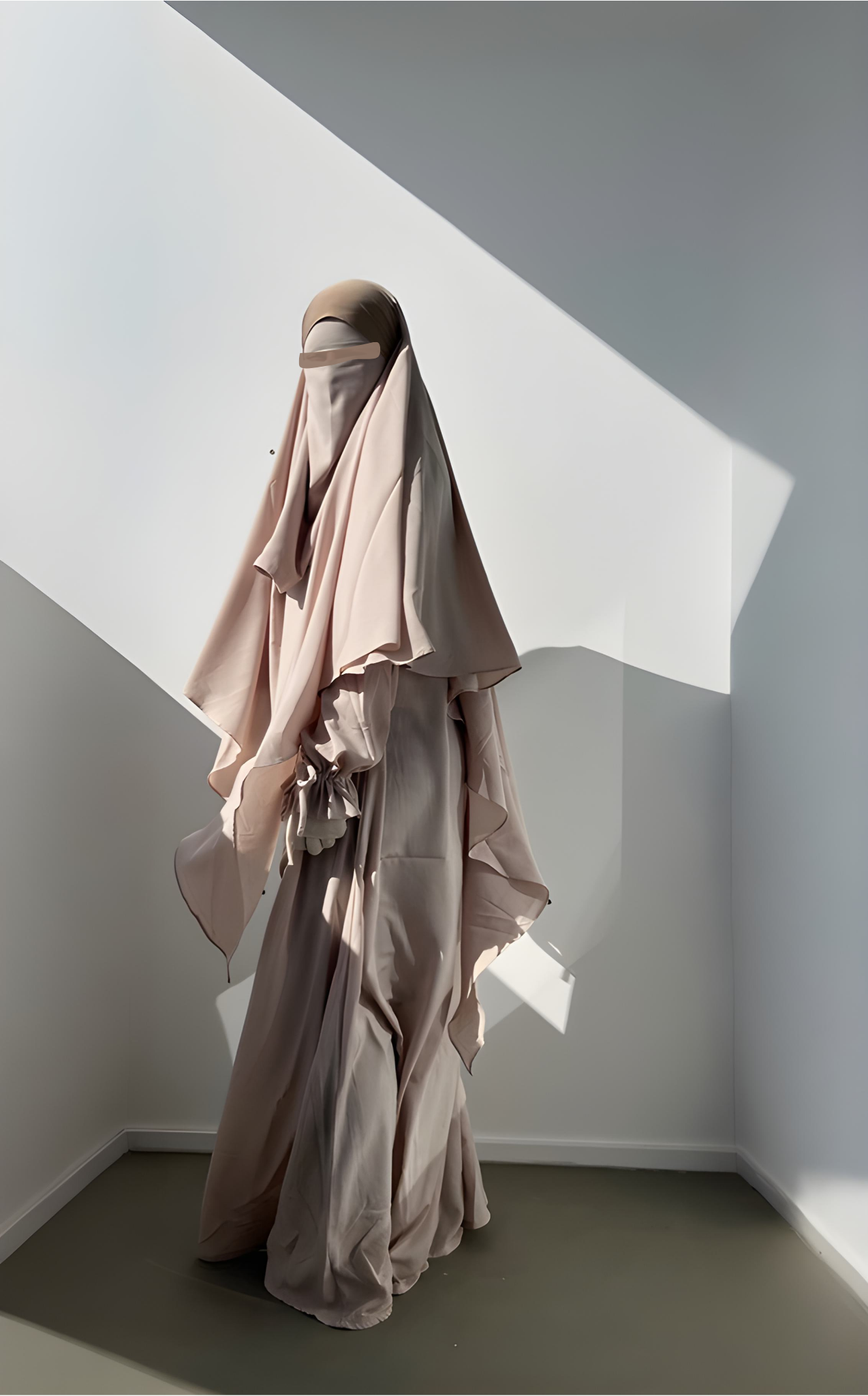 Abaya Kareema