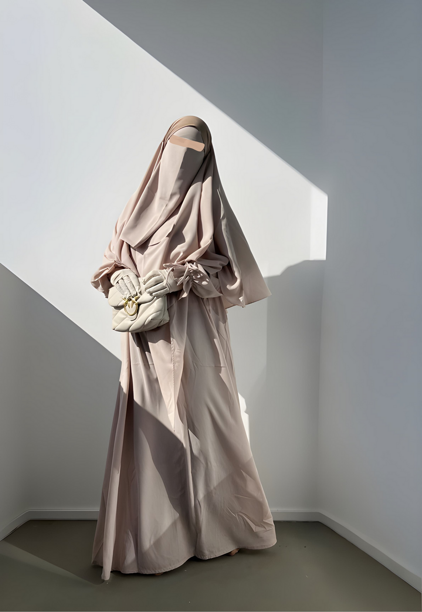 Abaya Kareema