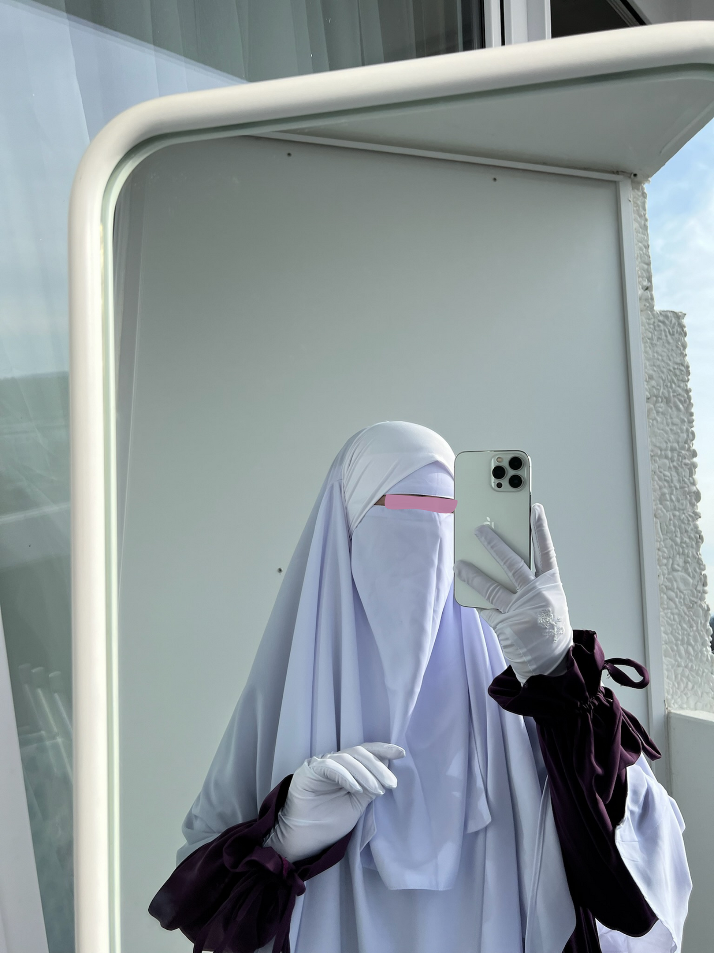 Khimar Amina White cold