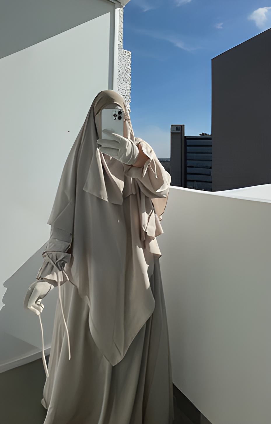 Abaya Kareema Beige